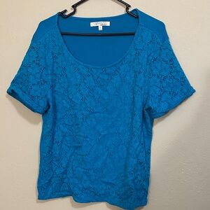 Elegant Blue Lace Short Sleeve Top